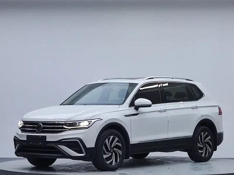 Tiguan L 2023 280TSI Trendy Limited Edition — миниатюра 1