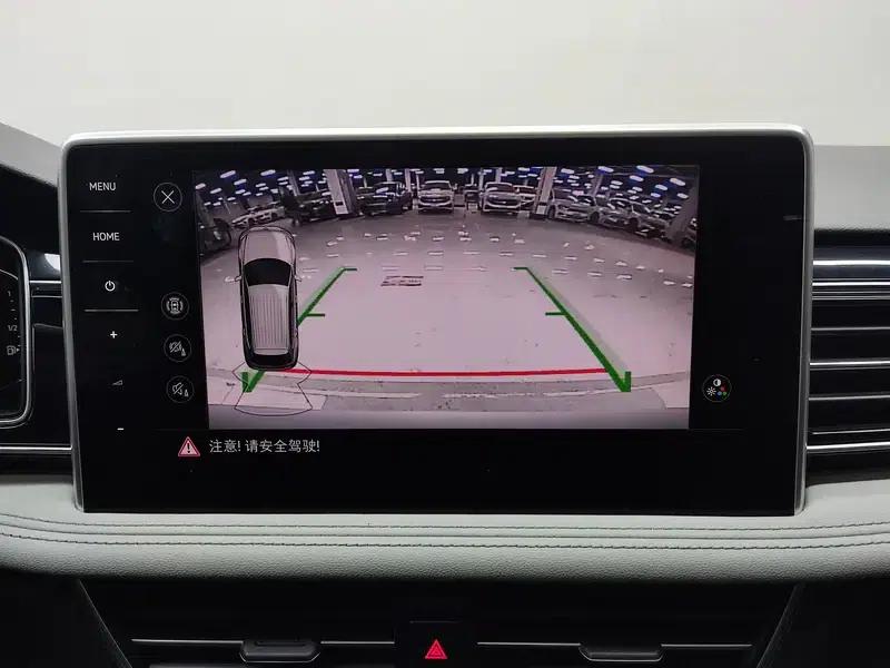 Tiguan L 2023 280TSI Trendy Limited Edition — миниатюра 13