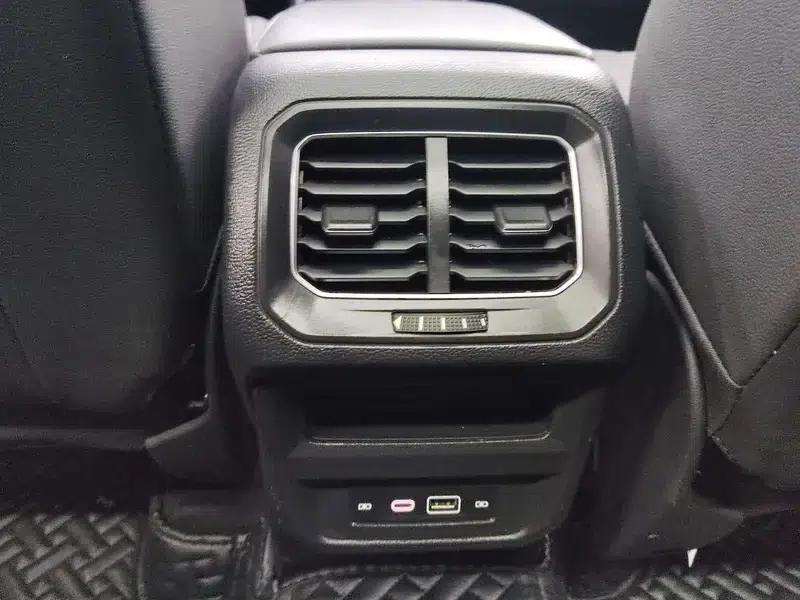 Tiguan L 2023 280TSI Trendy Limited Edition — миниатюра 9
