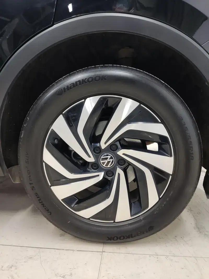 Tiguan L 2023 280TSI Trendy Limited Edition — миниатюра 7
