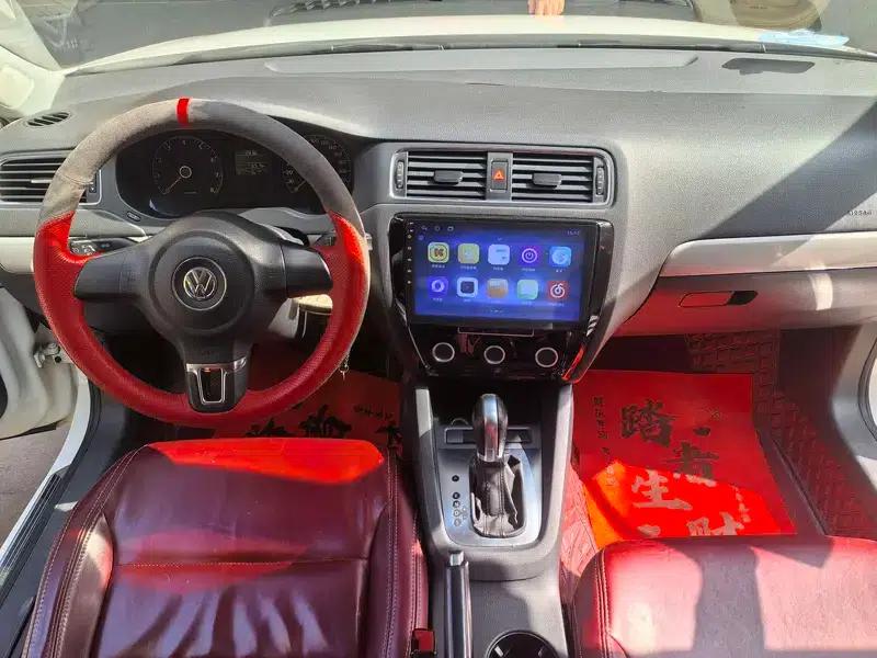 2014 Volkswagen Sagitar Facelift 1.6L Automatic Comfort Model — миниатюра 7