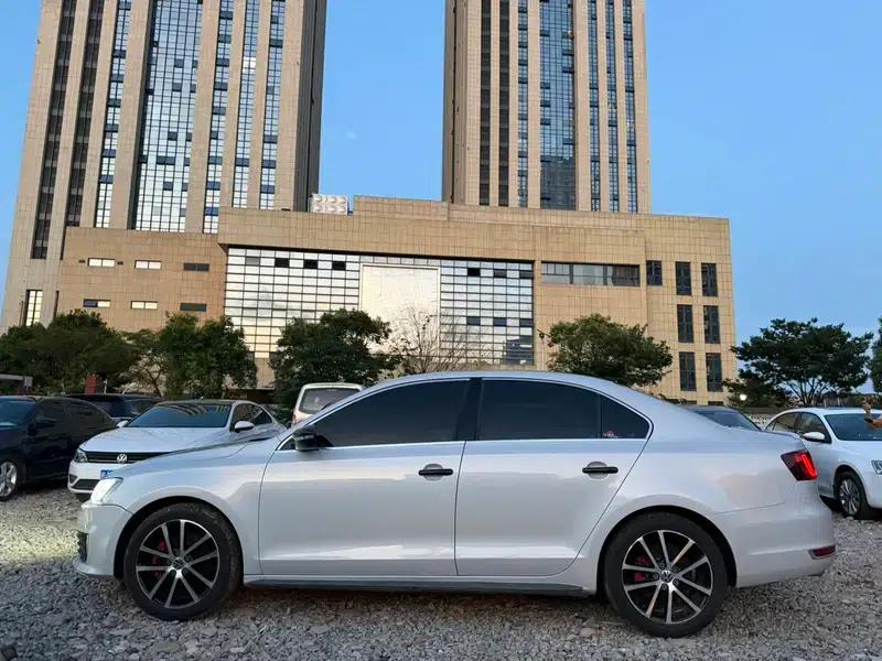 2013 Volkswagen Sagitar 2.0TSI GLI — миниатюра 4