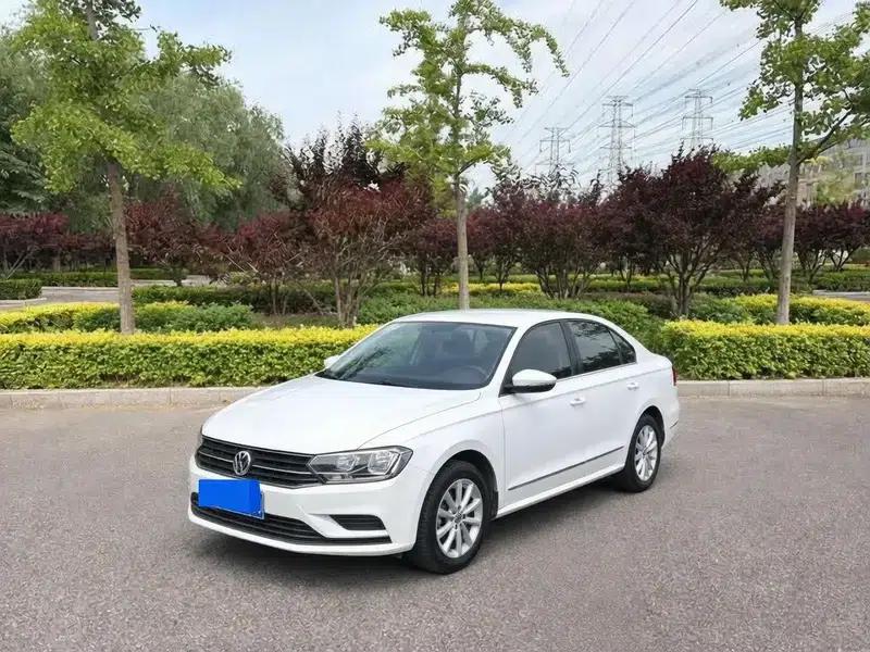 2016 Volkswagen Bora 1.6L Automatic Comfort Model — миниатюра 1