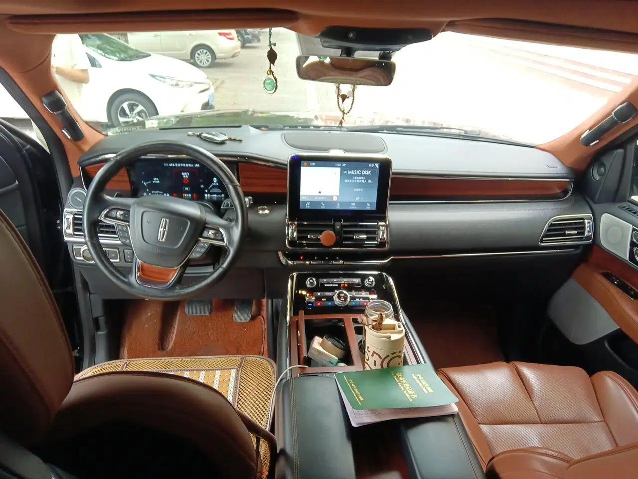 Lincoln Navigator 2019 3.5T Prestige Version China VI Standard — миниатюра 9