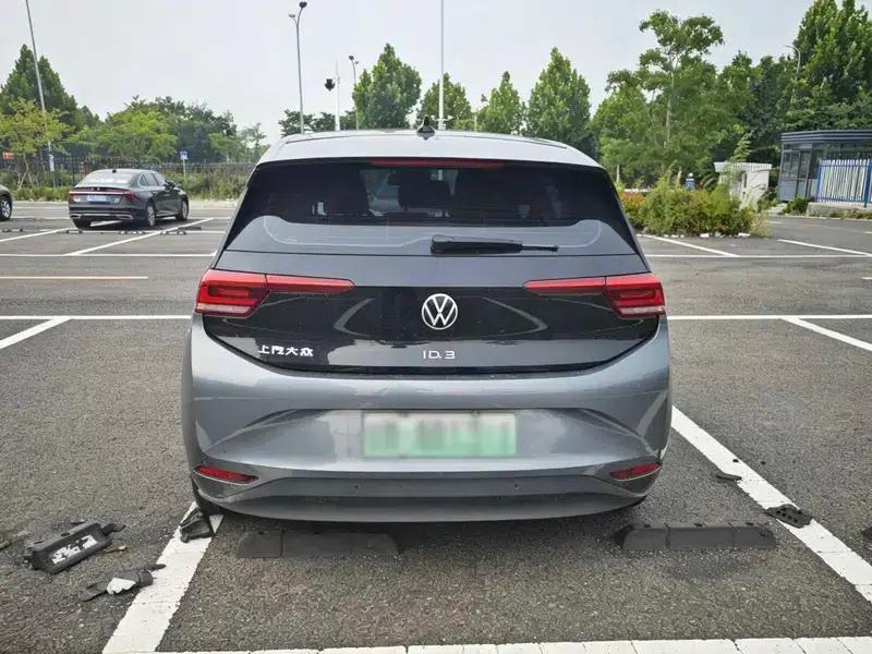 Volkswagen ID.3 2023 Pure Smart Edition — миниатюра 5