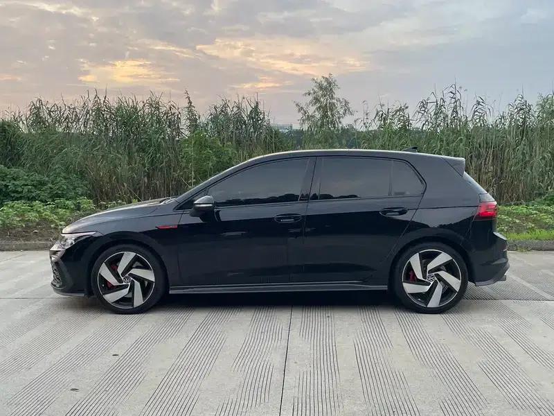 2021 Golf GTI 380TSI DSG GTI — миниатюра 4
