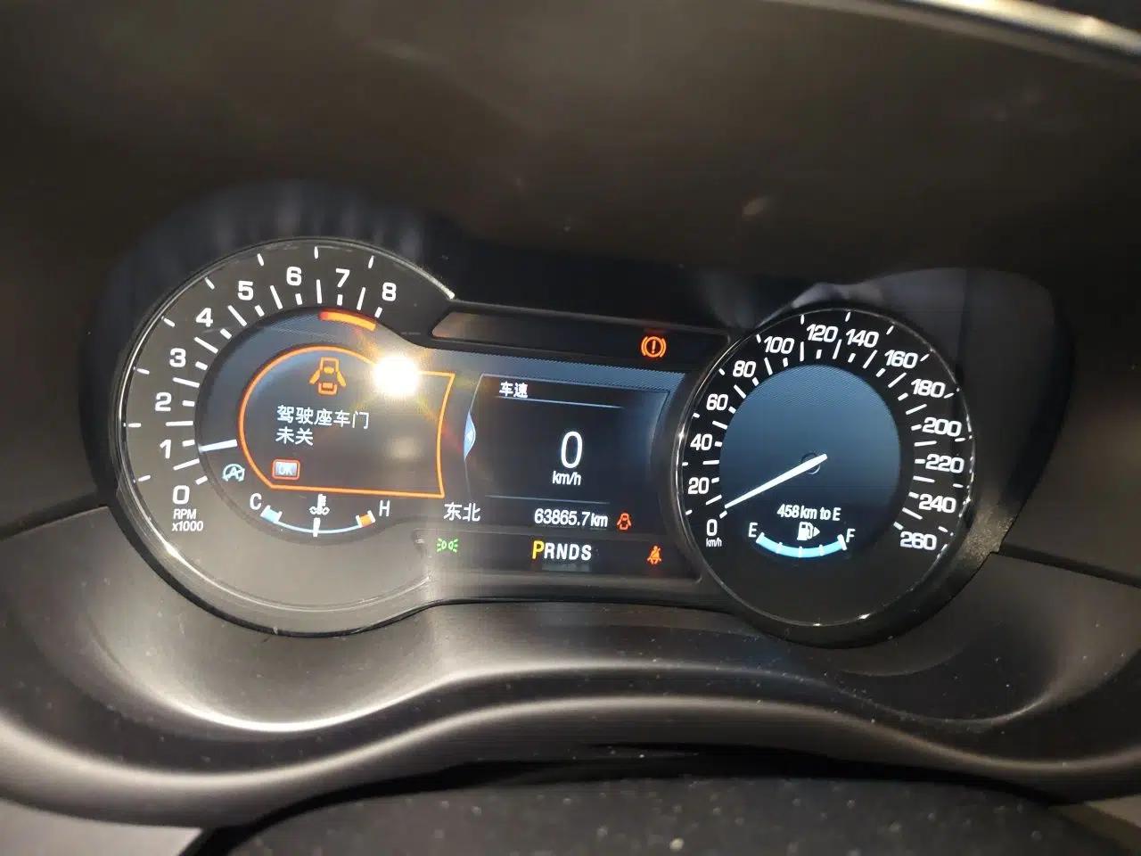 Lincoln MKC 2019 2.0T Two-Wheel Drive Luxury Edition China VI Standard — миниатюра 11