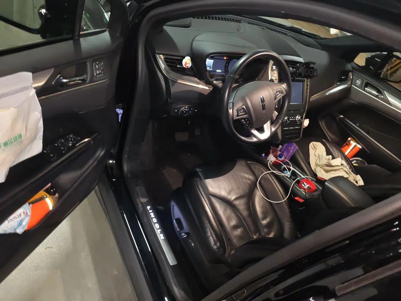 Lincoln MKC 2019 2.0T Two-Wheel Drive Luxury Edition China VI Standard — миниатюра 16