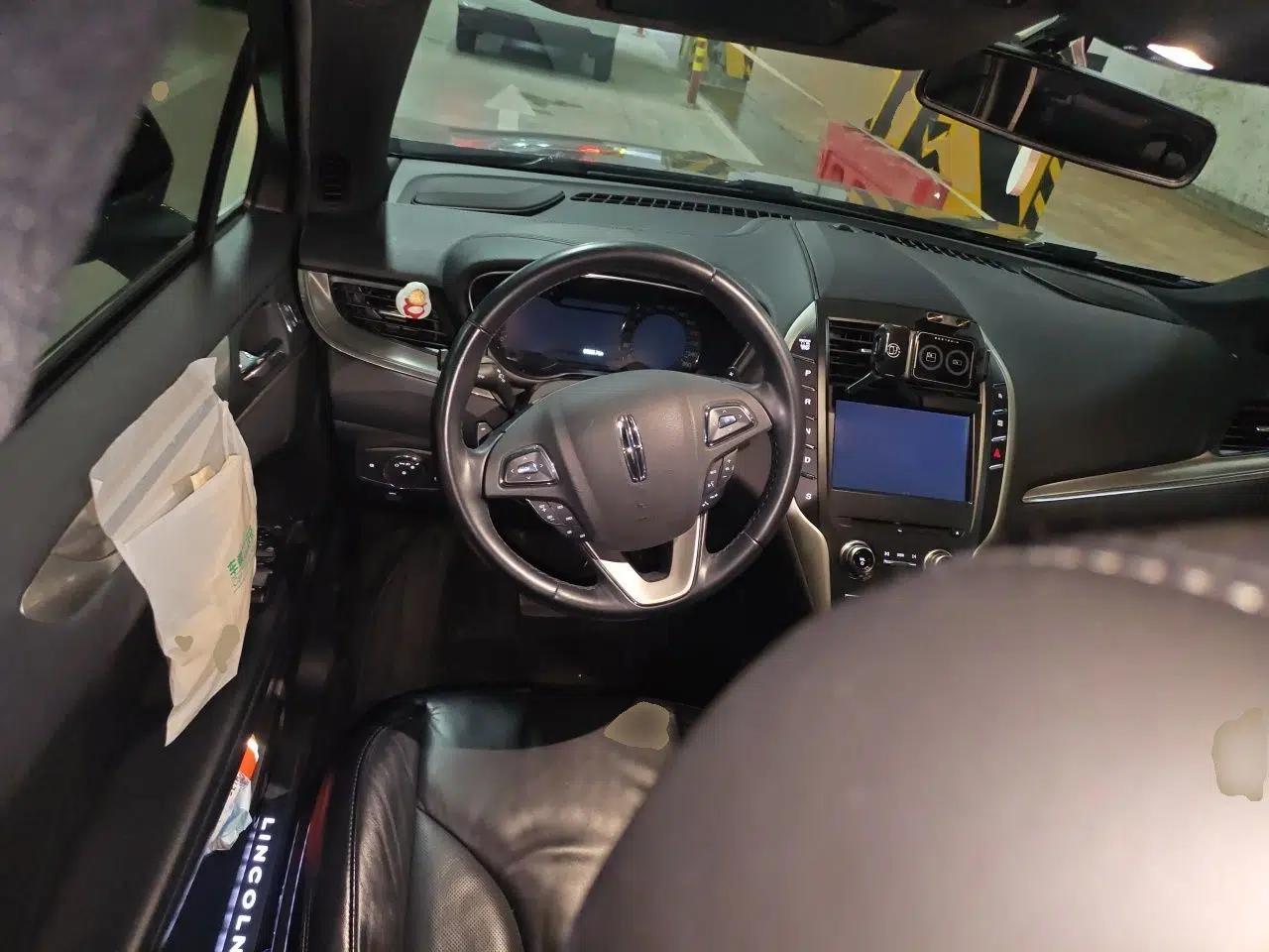 Lincoln MKC 2019 2.0T Two-Wheel Drive Luxury Edition China VI Standard — миниатюра 10