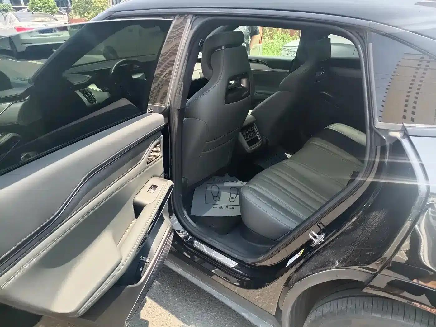 Song L EV 2025 Model 662km Excellent Intelligent Driving Edition — миниатюра 14
