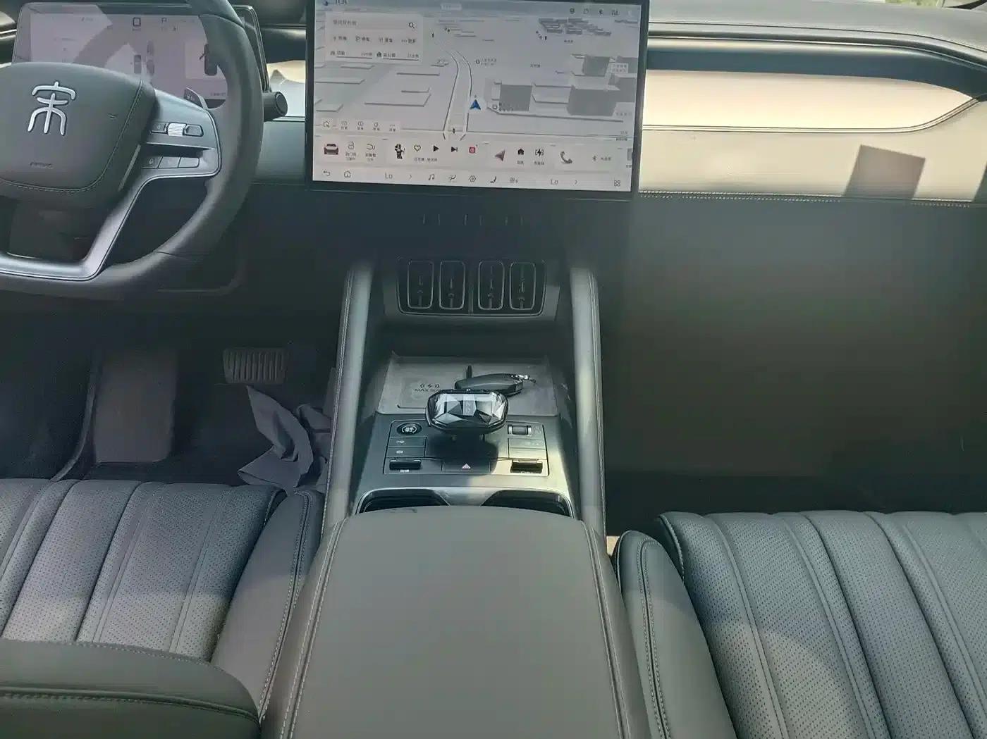 Song L EV 2025 Model 662km Excellent Intelligent Driving Edition — миниатюра 18