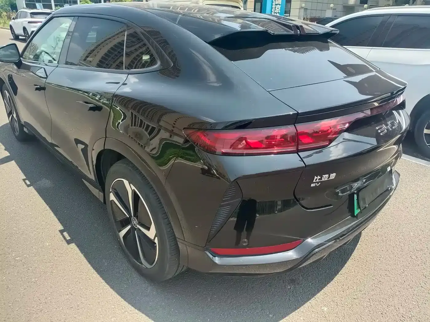 Song L EV 2025 Model 662km Excellent Intelligent Driving Edition — миниатюра 5