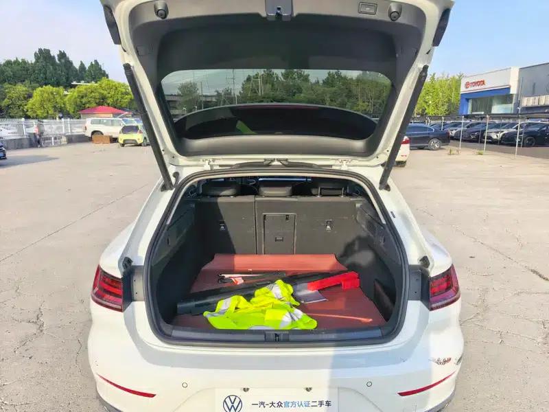 Volkswagen CC 2024 Shooting Brake 380TSI Hunter Edition — миниатюра 20