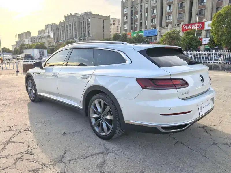 Volkswagen CC 2024 Shooting Brake 380TSI Hunter Edition — миниатюра 5