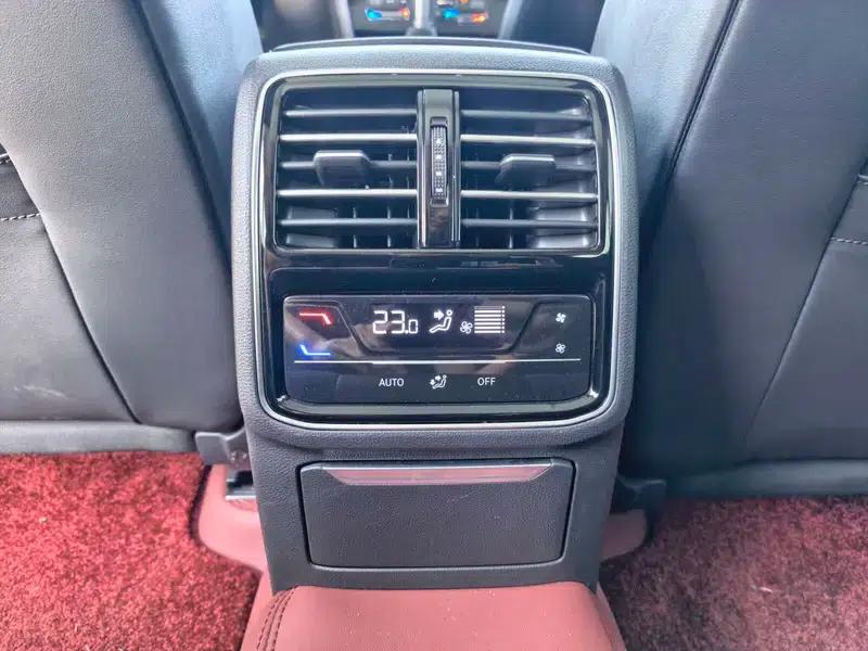 Volkswagen CC 2024 Shooting Brake 380TSI Hunter Edition — миниатюра 10