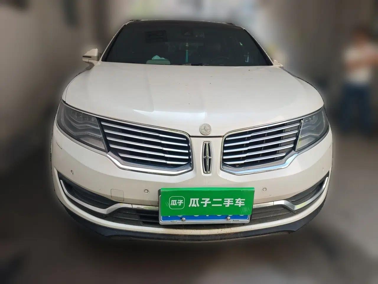 Lincoln MKX 2015 2.7T Four-Wheel Drive Prestige Edition — миниатюра 2