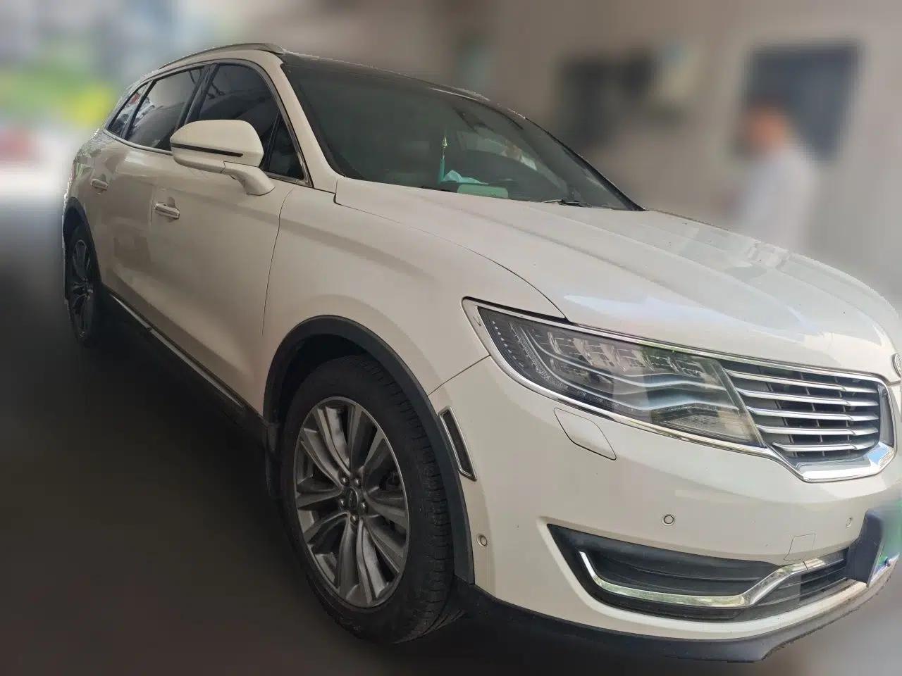 Lincoln MKX 2015 2.7T Four-Wheel Drive Prestige Edition — миниатюра 3