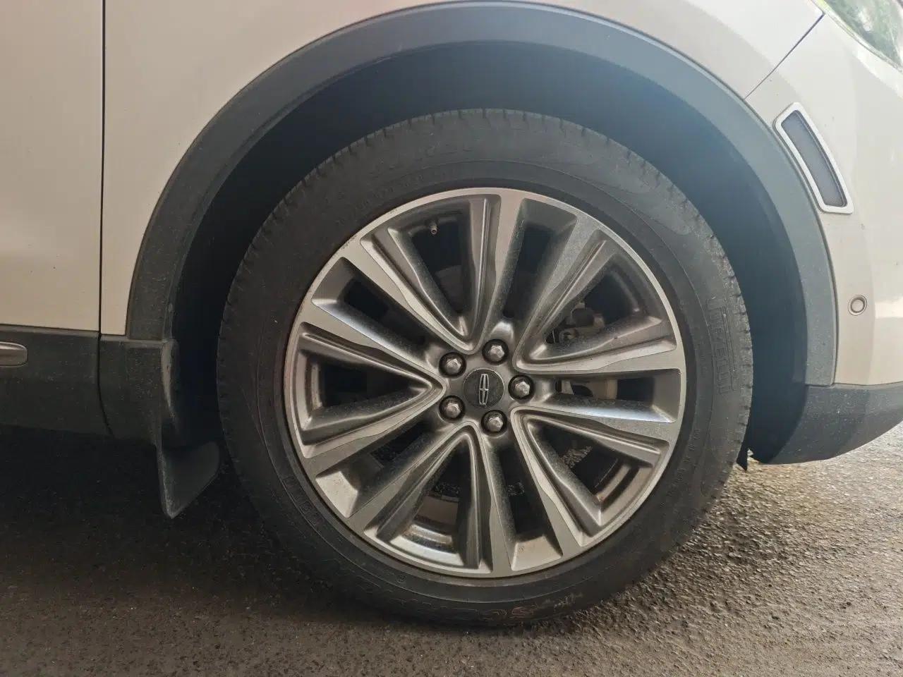 Lincoln MKX 2015 2.7T Four-Wheel Drive Prestige Edition — миниатюра 8