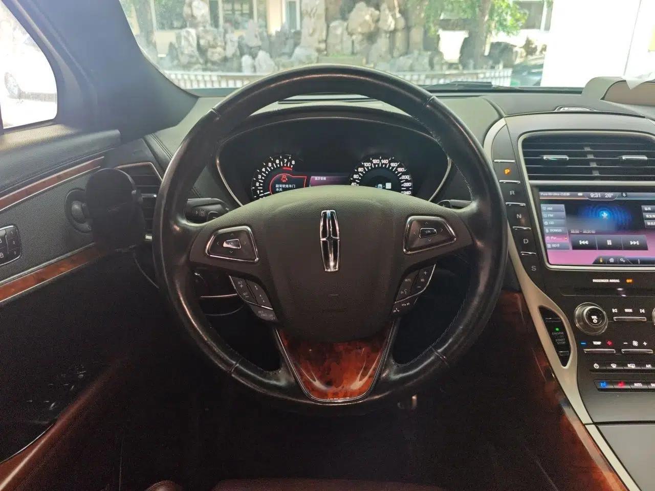 Lincoln MKX 2015 2.7T Four-Wheel Drive Prestige Edition — миниатюра 10