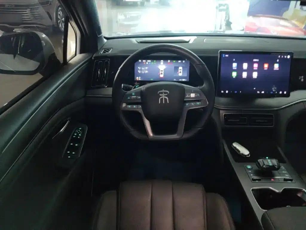 Song L DM-i 2025 Smart Driving Edition 112km Leading Model — миниатюра 11