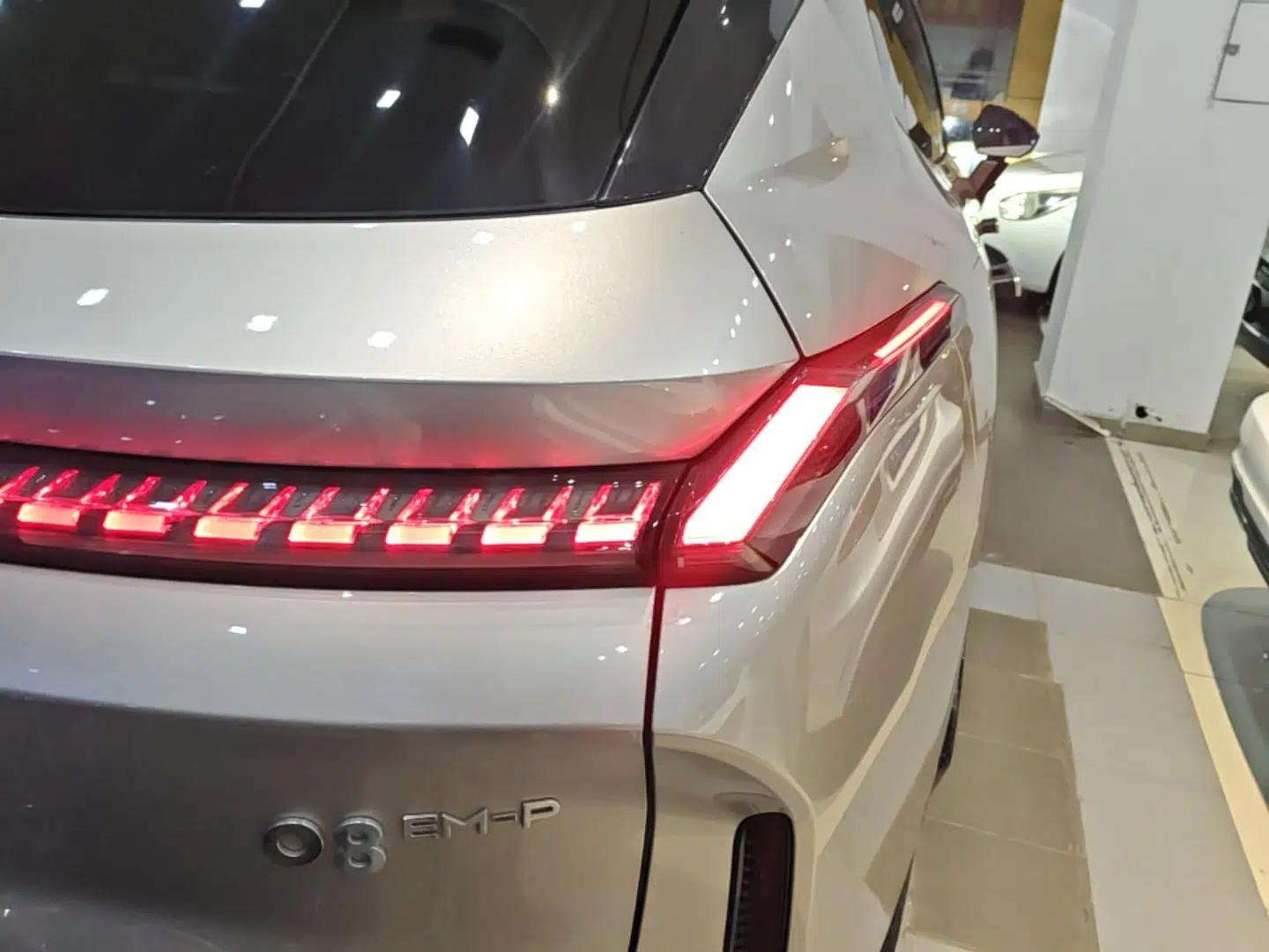 Lynk & Co 08 EM-P 2023 120km Long-Range Halo — миниатюра 9
