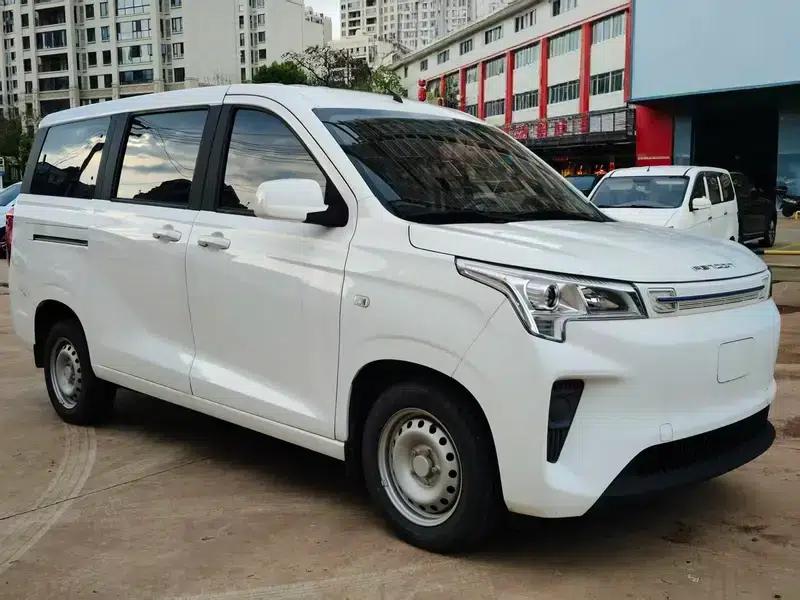 Fengguang E380 2022 Standard Edition - Comfort 5-seater — миниатюра 3