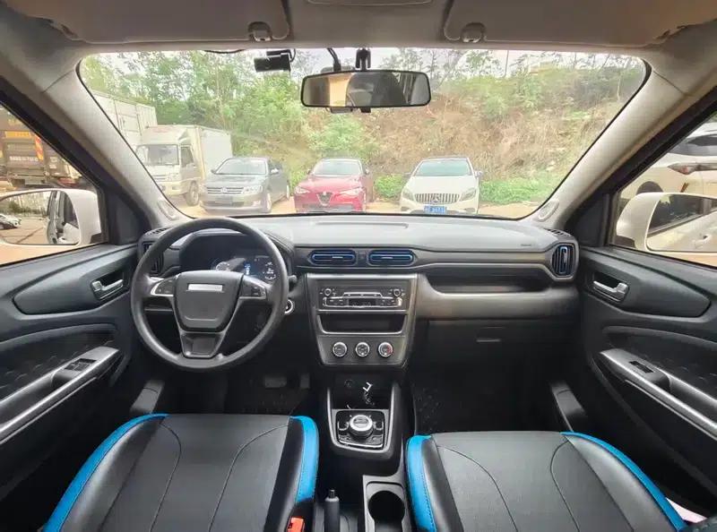 Fengguang E380 2022 Standard Edition - Comfort 5-seater — миниатюра 7
