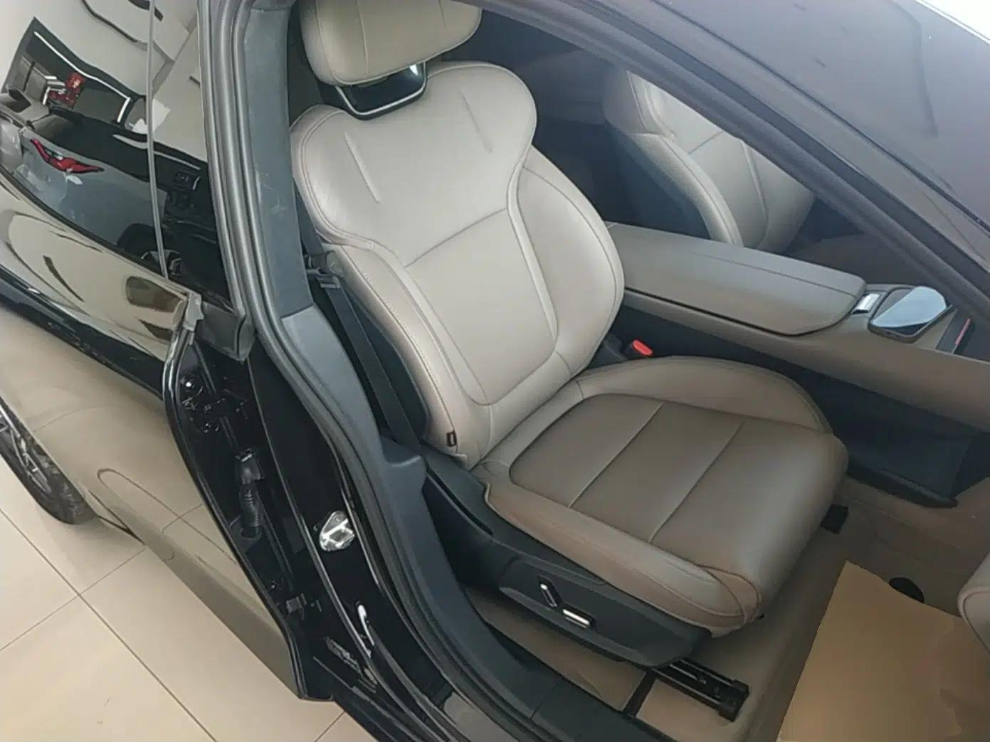 Lynk & Co Z10 2025 95 kWh 766 km Range Rear-Wheel Drive Max — миниатюра 19