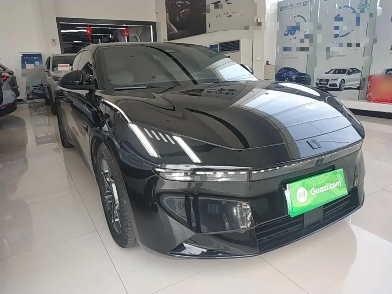 Lynk & Co Z10 2025 95 kWh 766 km Range Rear-Wheel Drive Max — миниатюра 3