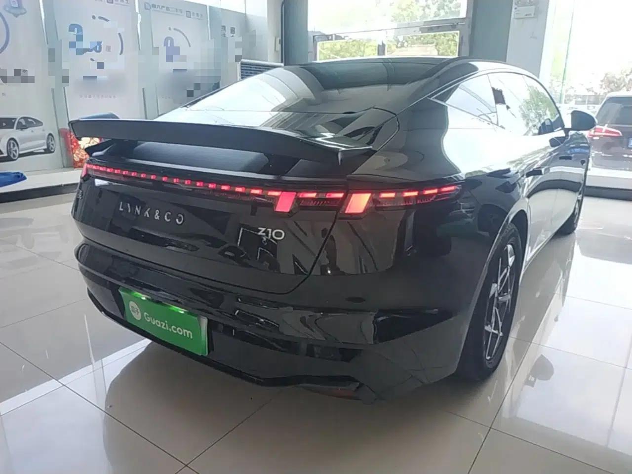 Lynk & Co Z10 2025 95 kWh 766 km Range Rear-Wheel Drive Max — миниатюра 6