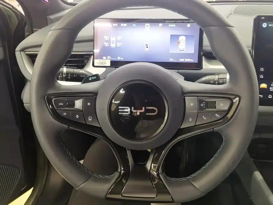 Seal 06GT 2025 Smart Driving Edition 505 Wave Plus Edition — миниатюра 15