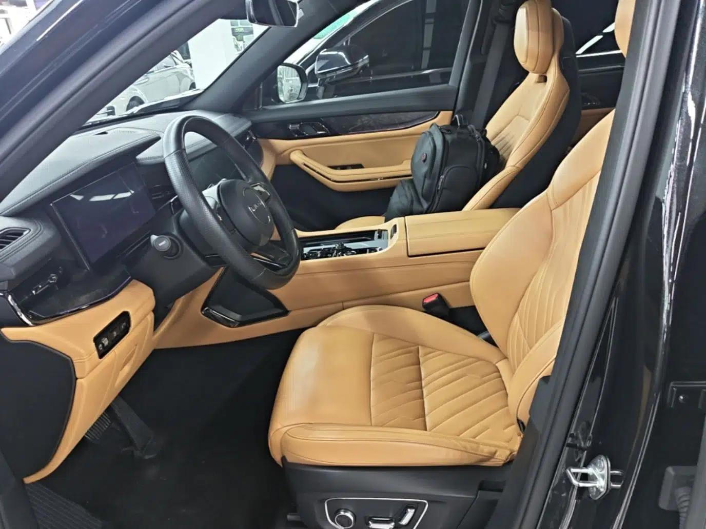 Lynk & Co 09 EM-P 2021 2.0T PHEV Halo Six-Seater — миниатюра 22