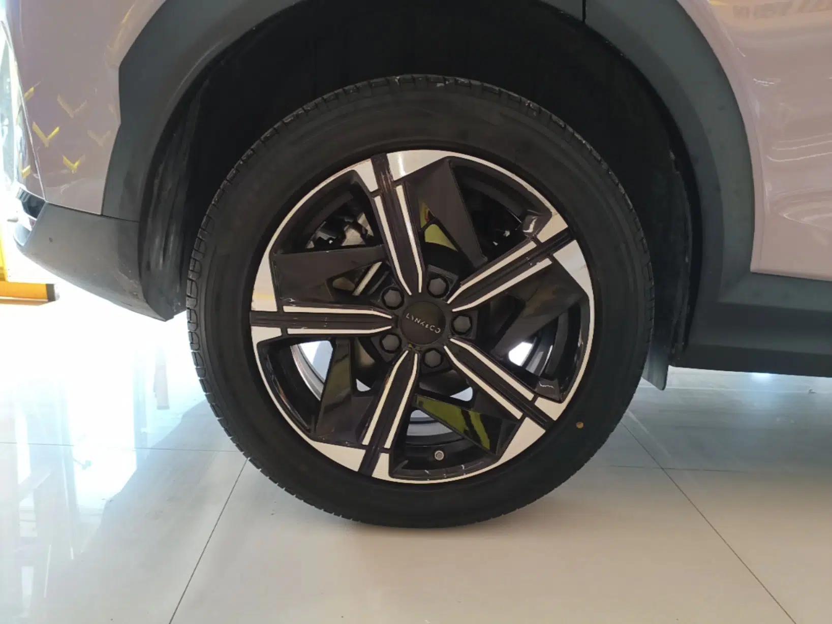 Lynk & Co 06 EM-P 2023 EM-P 126 Long-Range Halo — миниатюра 11