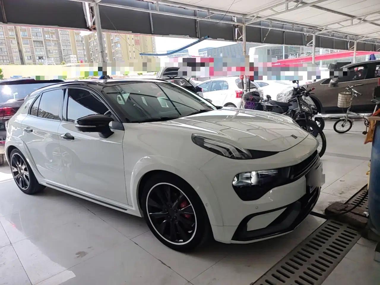 Lynk & Co 02 Hatchback 2022 2.0TD Pro — миниатюра 2