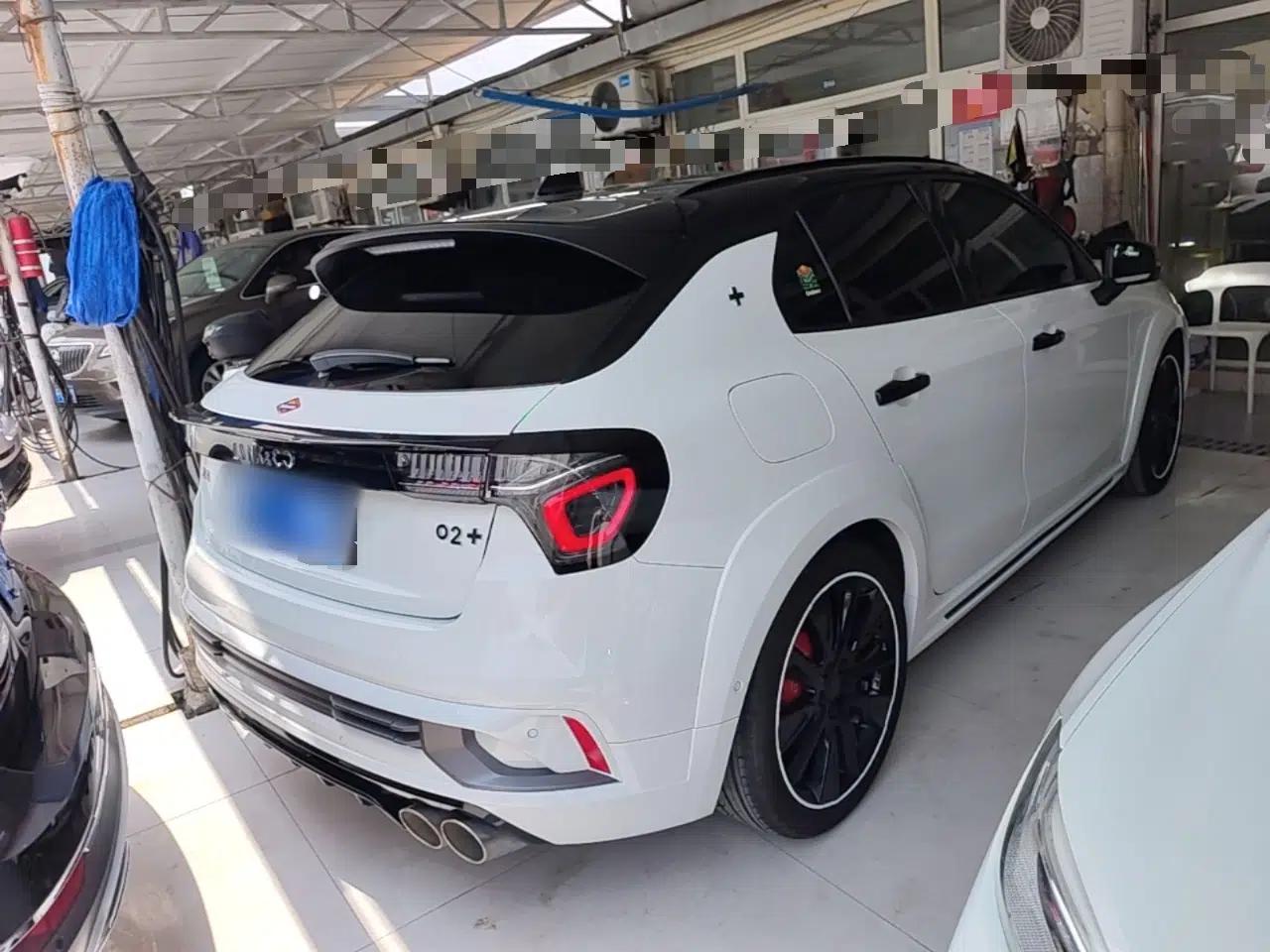 Lynk & Co 02 Hatchback 2022 2.0TD Pro — миниатюра 5