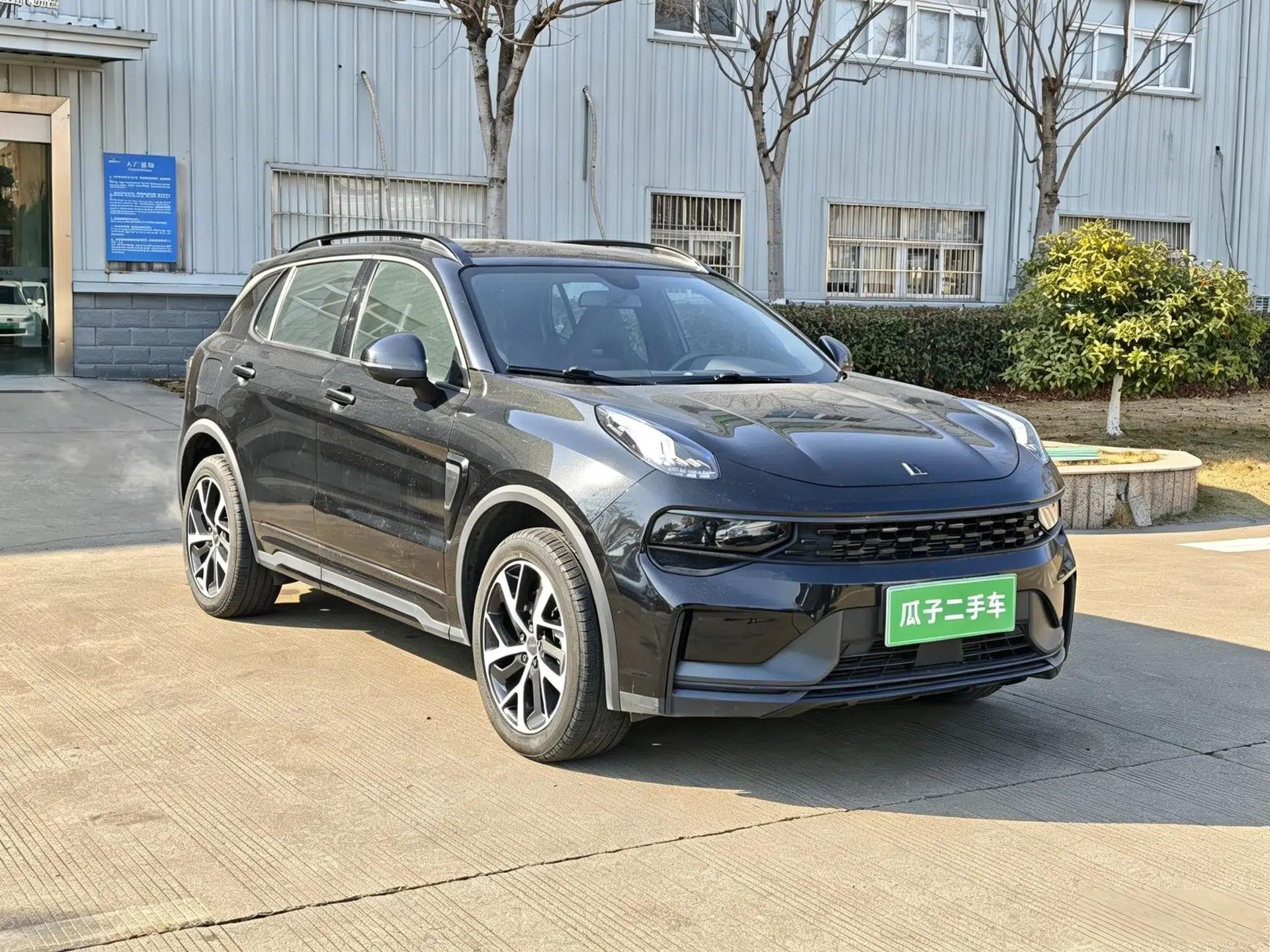 Lynk & Co 01 EM-P 2022 1.5TD PHEV Plus — миниатюра 3