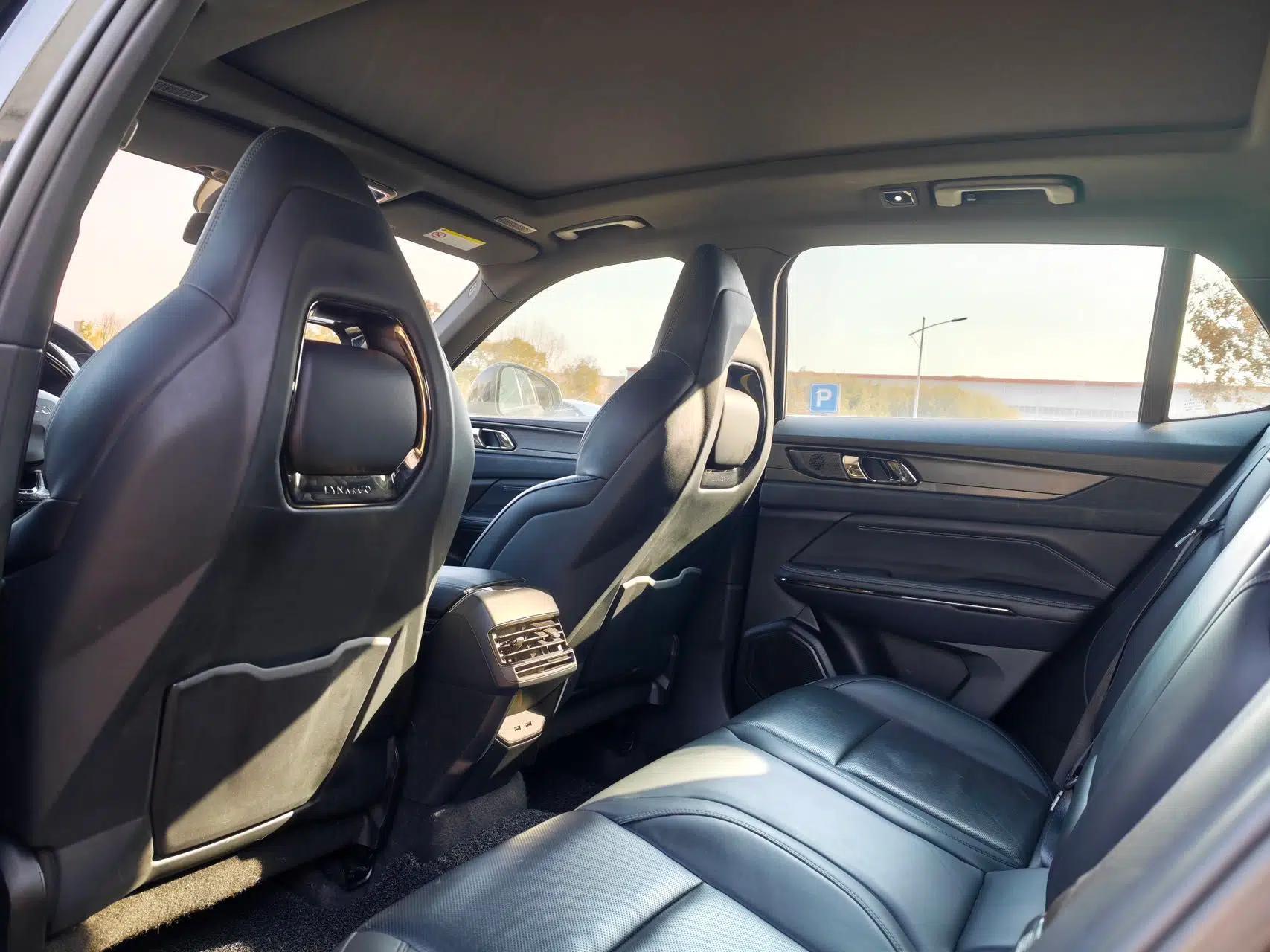 Lynk & Co 01 EM-P 2022 1.5TD PHEV Plus — миниатюра 9