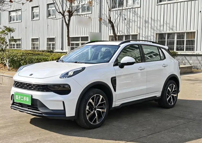 Lynk & Co 01 EM-P 2022 1.5TD PHEV Plus — миниатюра 1