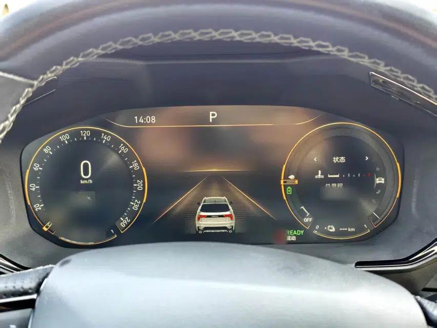 Lynk & Co 01 EM-P 2022 1.5TD PHEV Plus — миниатюра 12