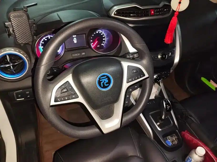 Yuan New Energy 2018 EV360 Smart Connected Cool Edition — миниатюра 15