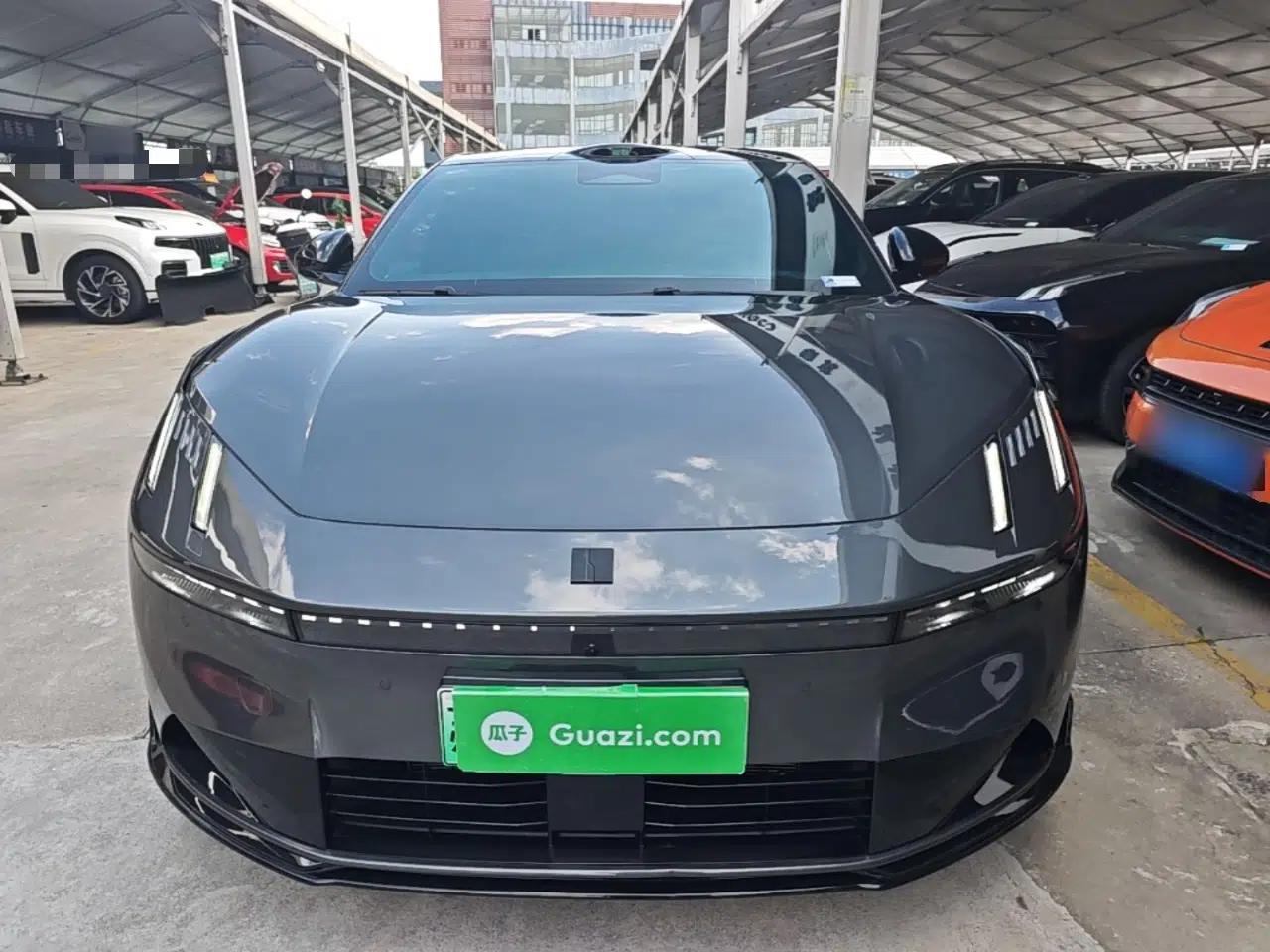Lynk & Co 10 EM-P 2025 Facelifted Model 240 All-Wheel Drive Ultra — миниатюра 2