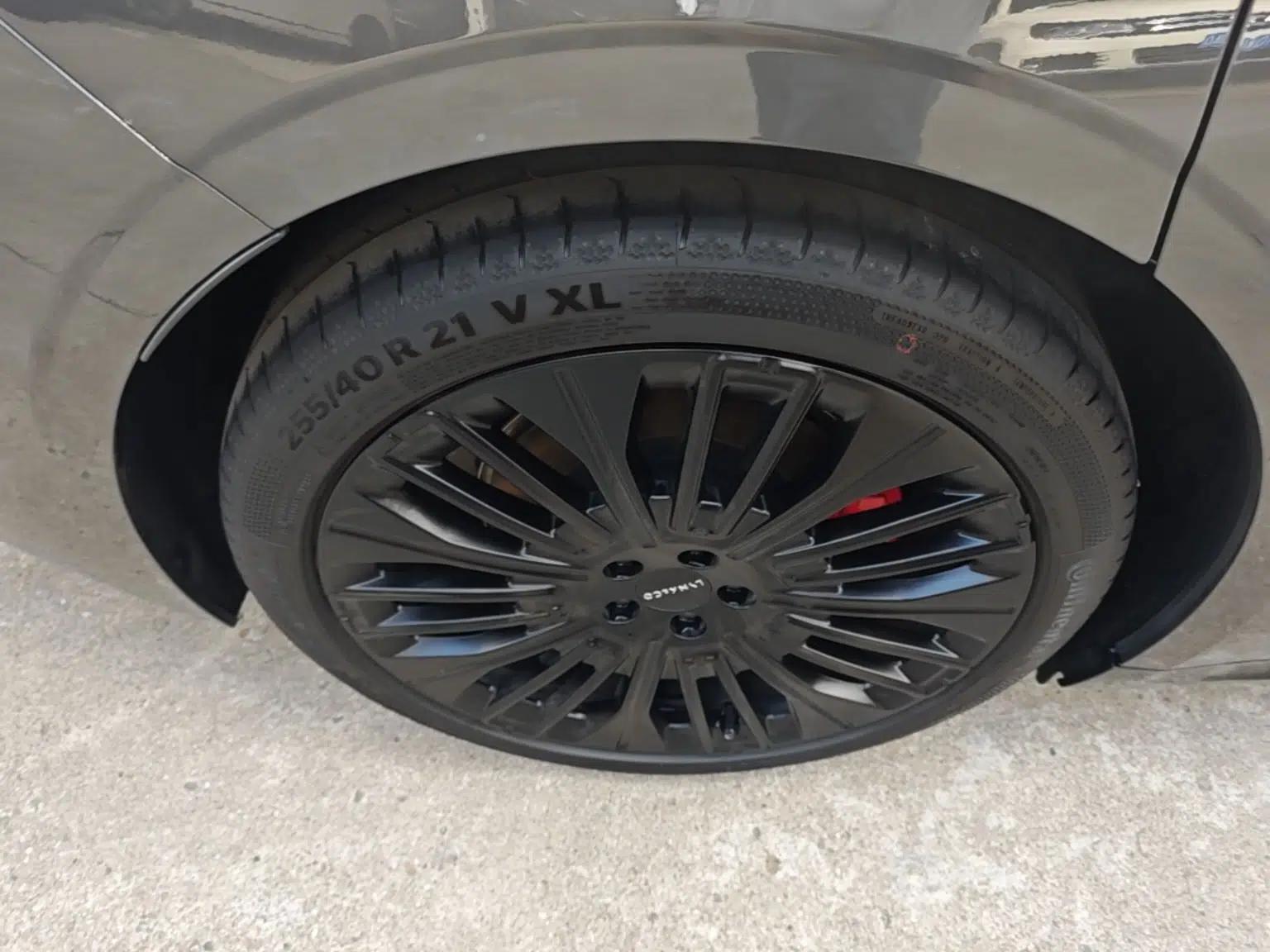 Lynk & Co 10 EM-P 2025 Facelifted Model 240 All-Wheel Drive Ultra — миниатюра 11