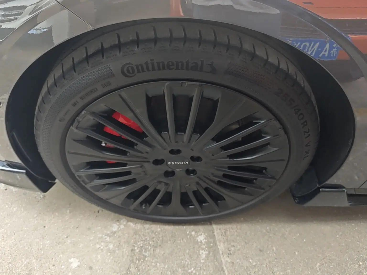 Lynk & Co 10 EM-P 2025 Facelifted Model 240 All-Wheel Drive Ultra — миниатюра 10