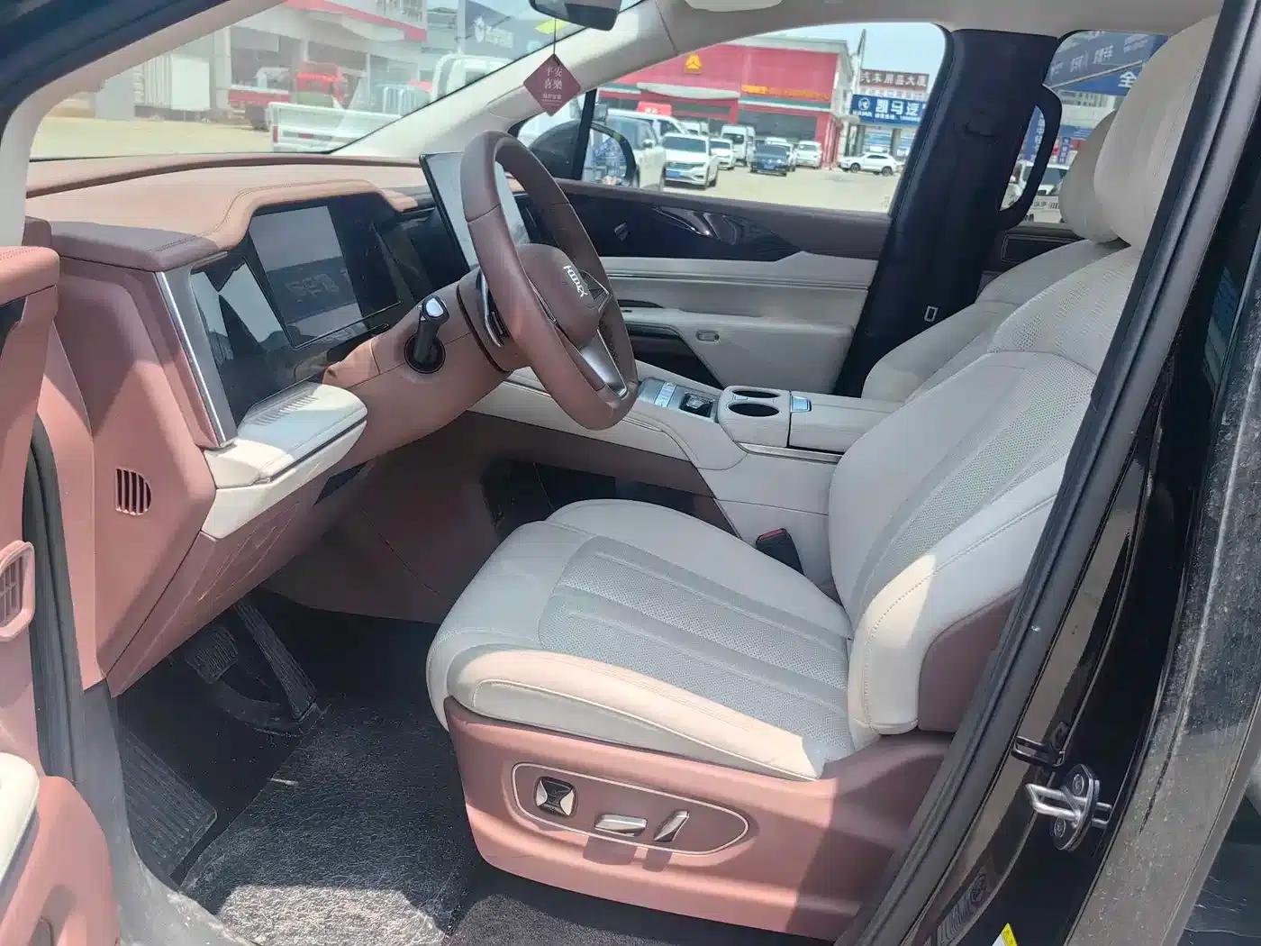 Summer 2025 DM-i 1.5T 180km/h Superior Edition — миниатюра 8