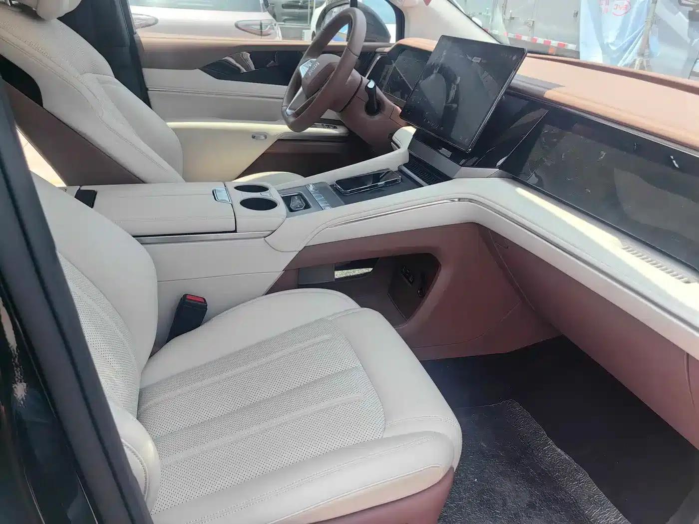 Summer 2025 DM-i 1.5T 180km/h Superior Edition — миниатюра 10