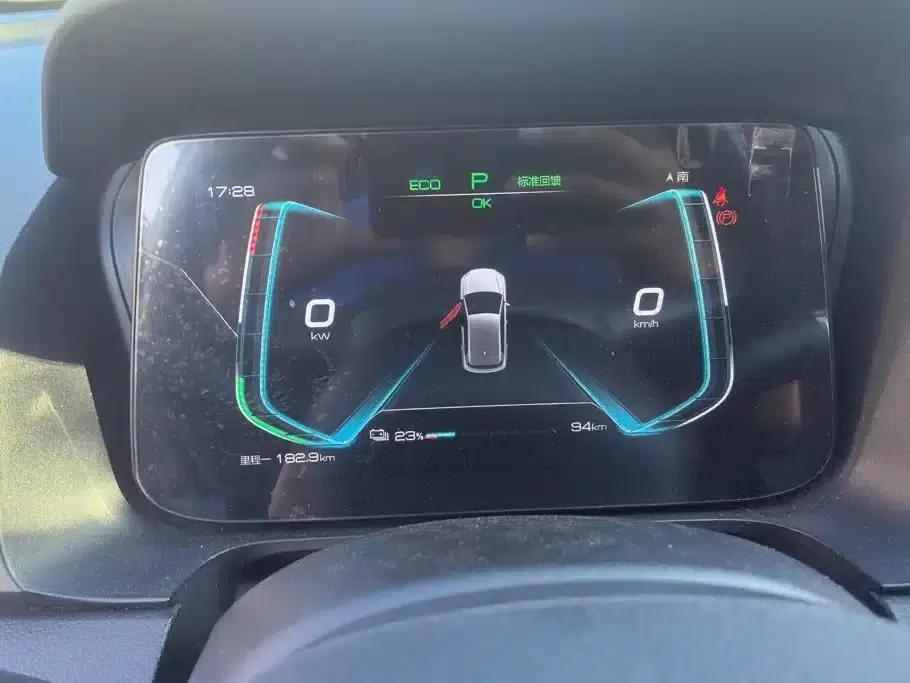 BYD e2 2019 Long Range Edition, Luxury Model — миниатюра 14