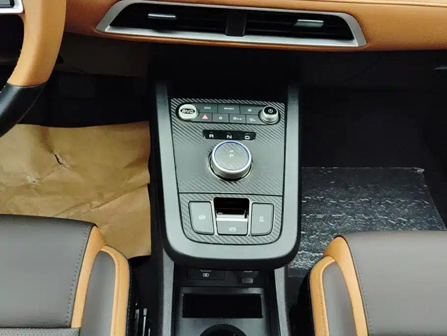BYD e2 2021 Luxury Edition — миниатюра 16