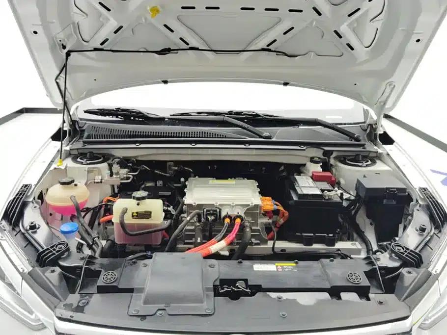 BYD e2 2021 Luxury Edition — миниатюра 10