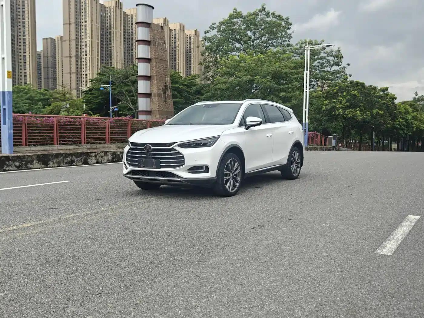 Tang 2018 2.0T Automatic Intelligent Connected Premium 7-seater National V Emission Standard — миниатюра 2
