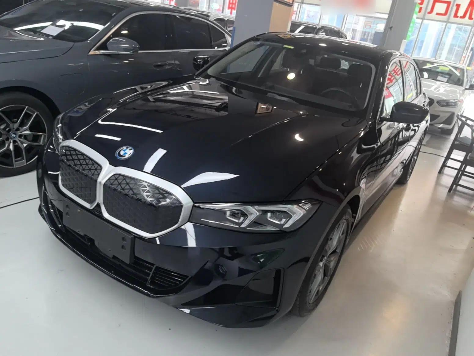 BMW i3 2025 eDrive 35 L — миниатюра 1